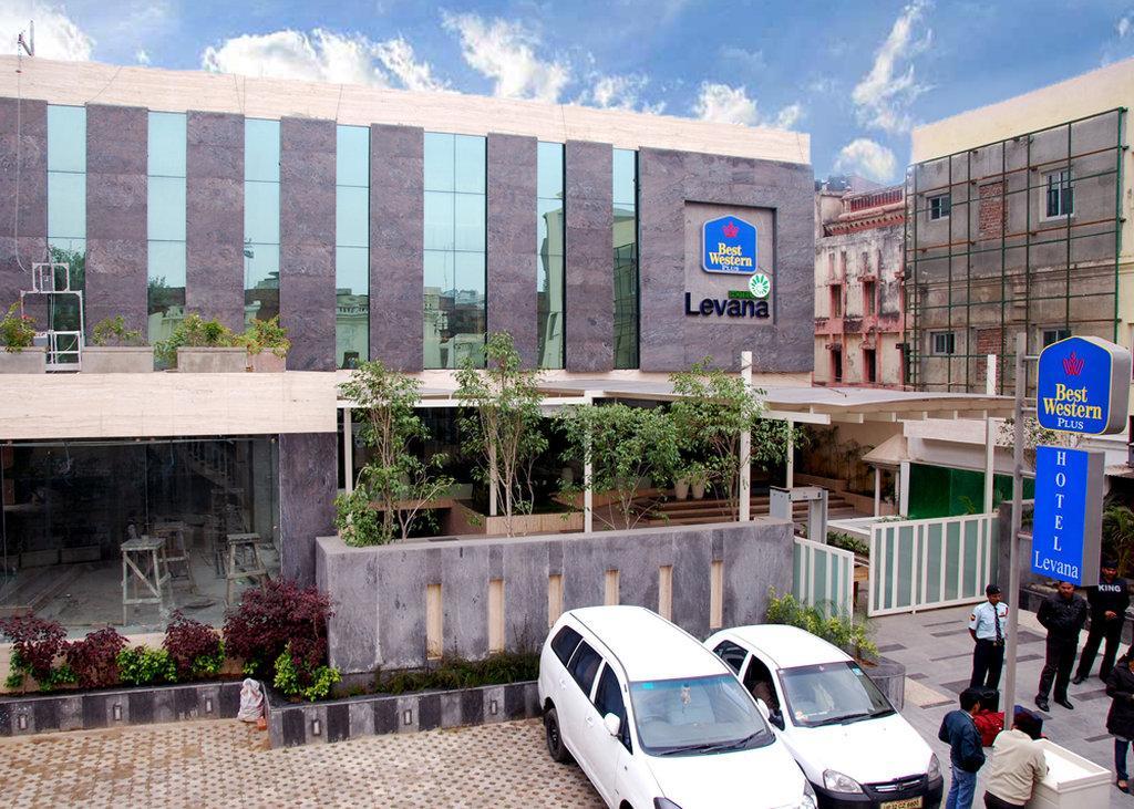 Hotel Levana, Hazratganj Lucknow Buitenkant foto